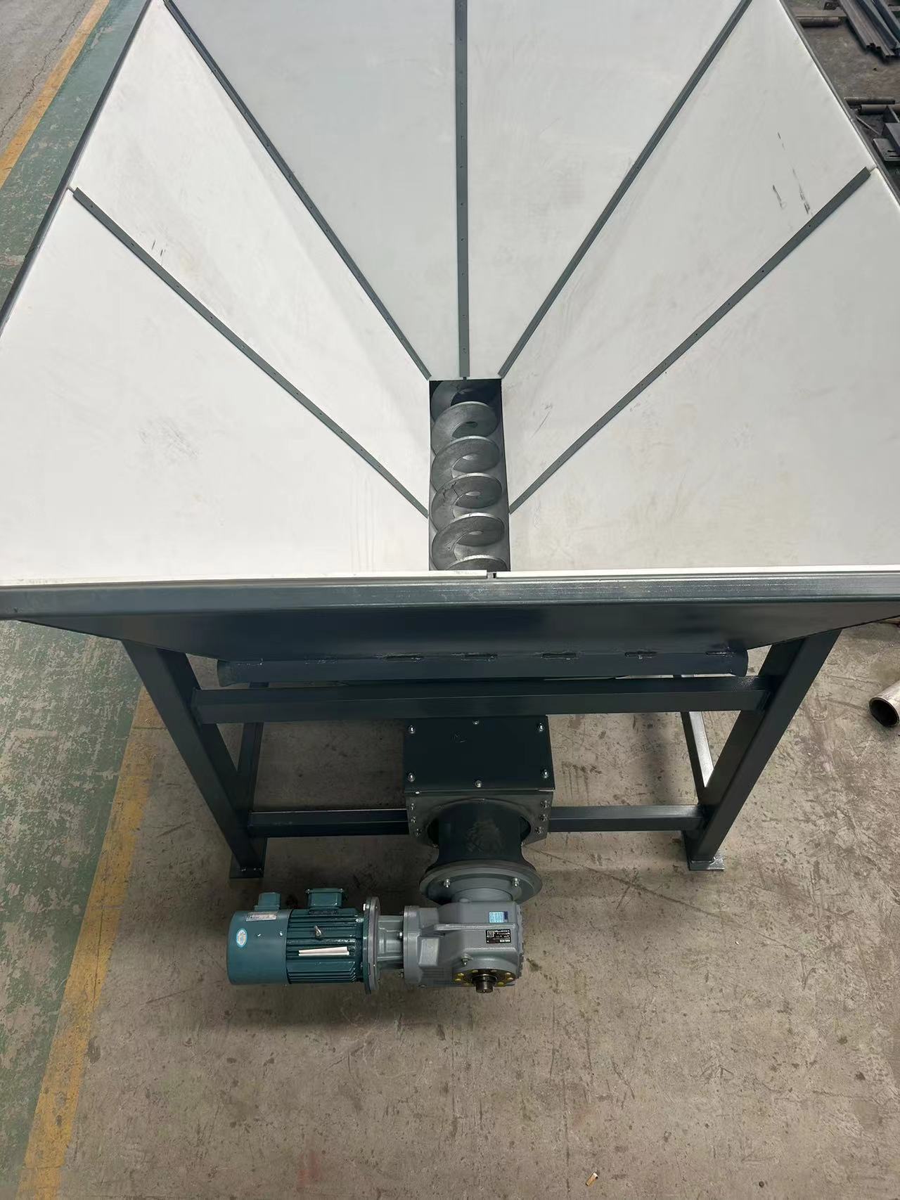 1755487690119000.jpg 08B8D30308A6F8B47E6A58E6D2FBEADA.jpg